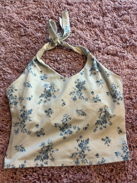 Tops - Blue Floral Halter Crop Top